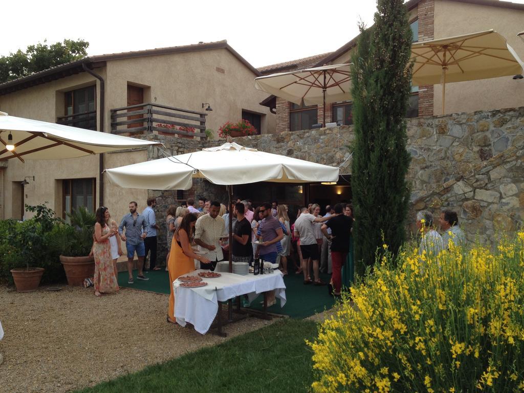 Podere Carceroni Poggi del Sasso Exterior photo