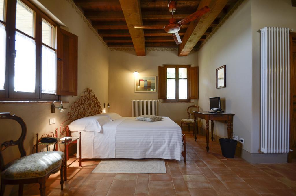 Podere Carceroni Guest House Poggi del Sasso Room photo