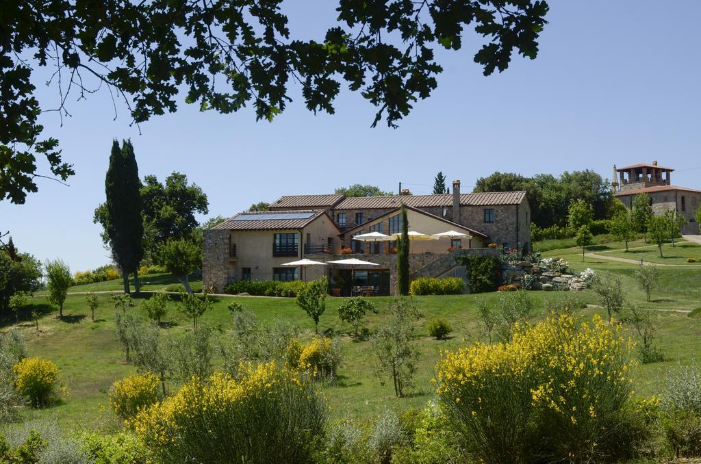 Podere Carceroni Guest House Poggi del Sasso Exterior photo